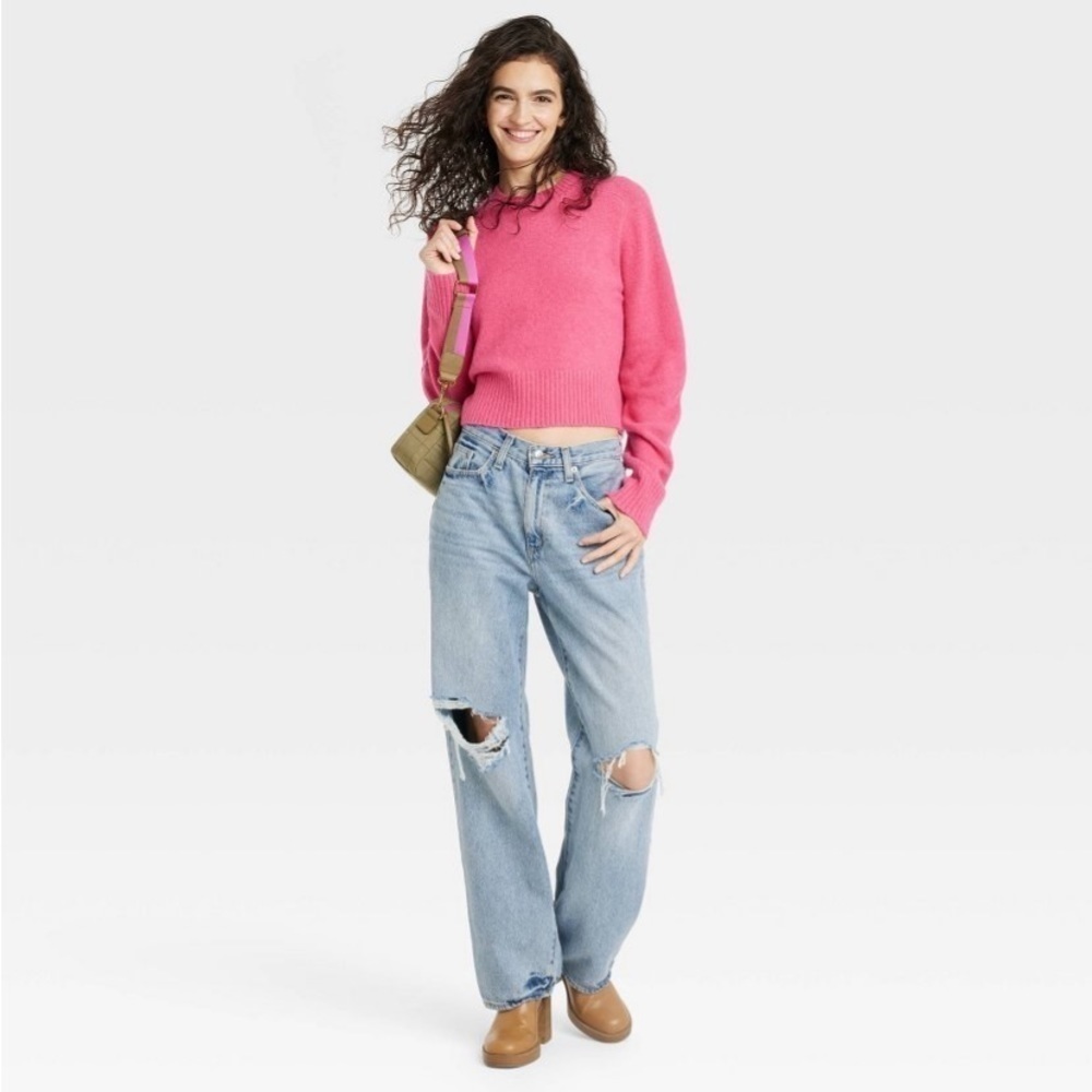Women's Crew Neck Cashmere-Like
Pullover Sweater - Universal Thread™ Pink new
